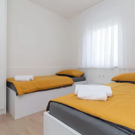 Modern Luxury Karla With Pool, Near The - By Tourist Agency Leut Apartment Privlaka (Zadar)