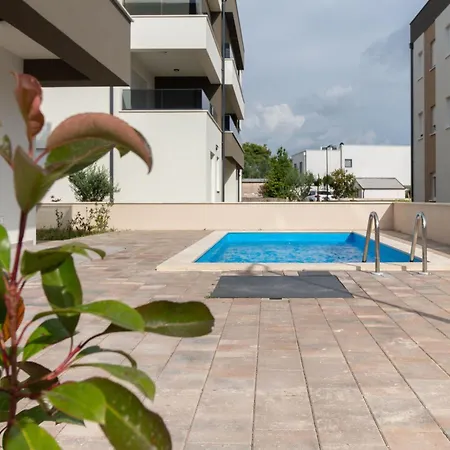 Modern Luxury Karla With Pool, Near The - By Tourist Agency Leut Apartment Privlaka (Zadar)